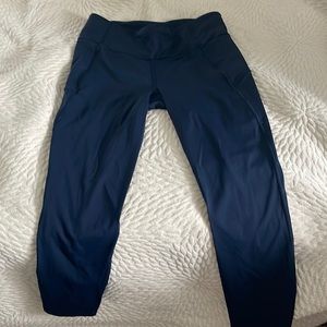 Lululemon Navy capri pants. Size 8.